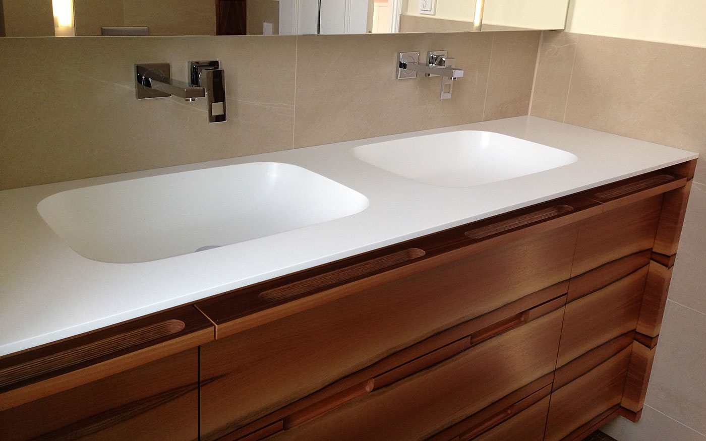 Badezimmer Waschbecken-Schrank Tischler
