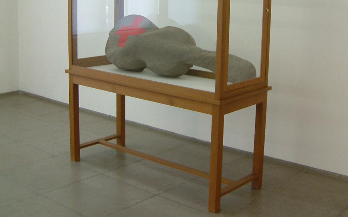 Vitrine für ein Kunstwerk von Beuys im Museum Hamburger Bahnhof