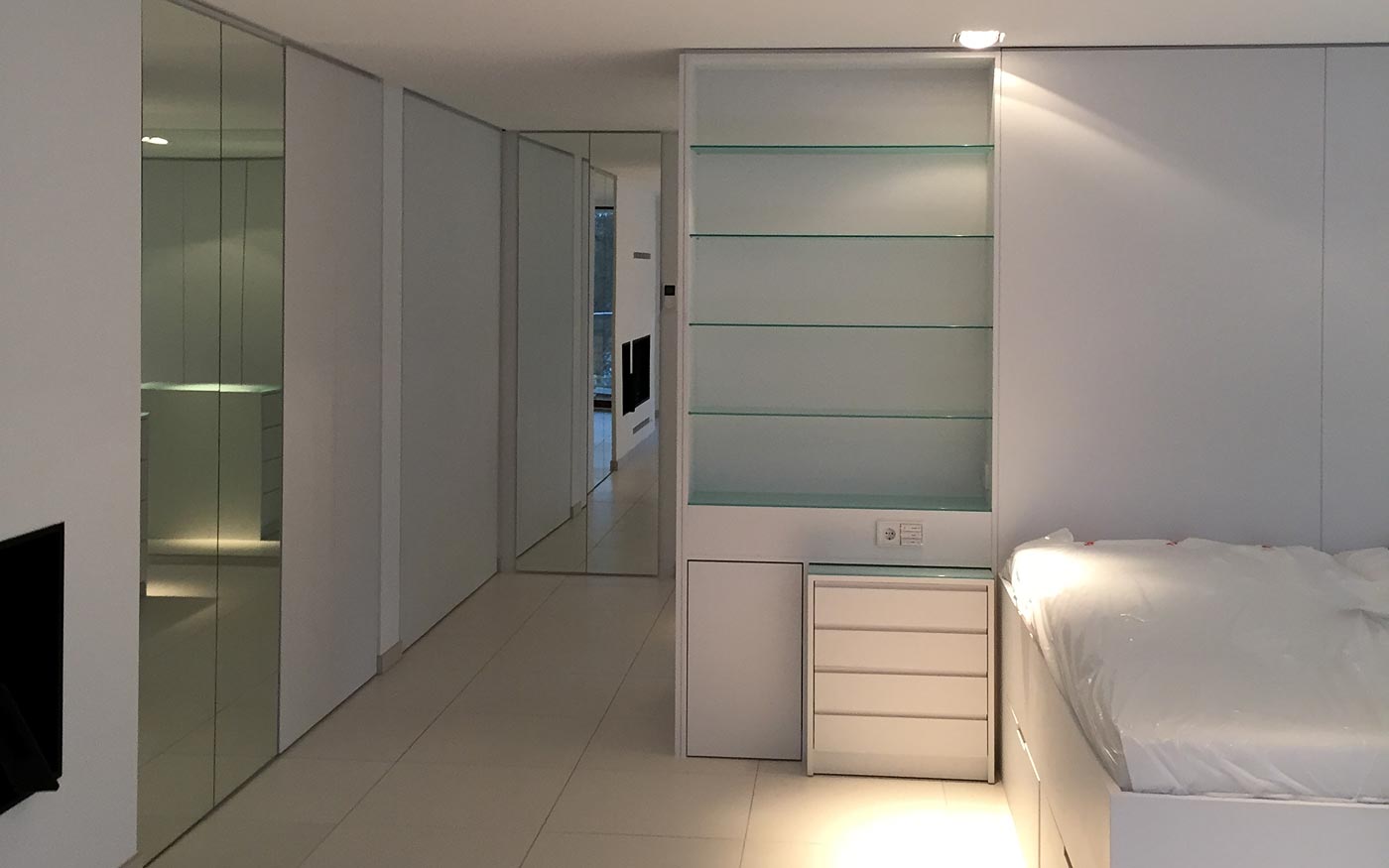 Schlafzimmer, Tischler-Arbeit